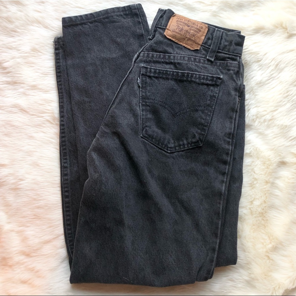 Levi’s Black Mom Jeans